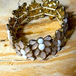 Elegant Gold and Opalescent/ White Floral Stretch Band Bracelet